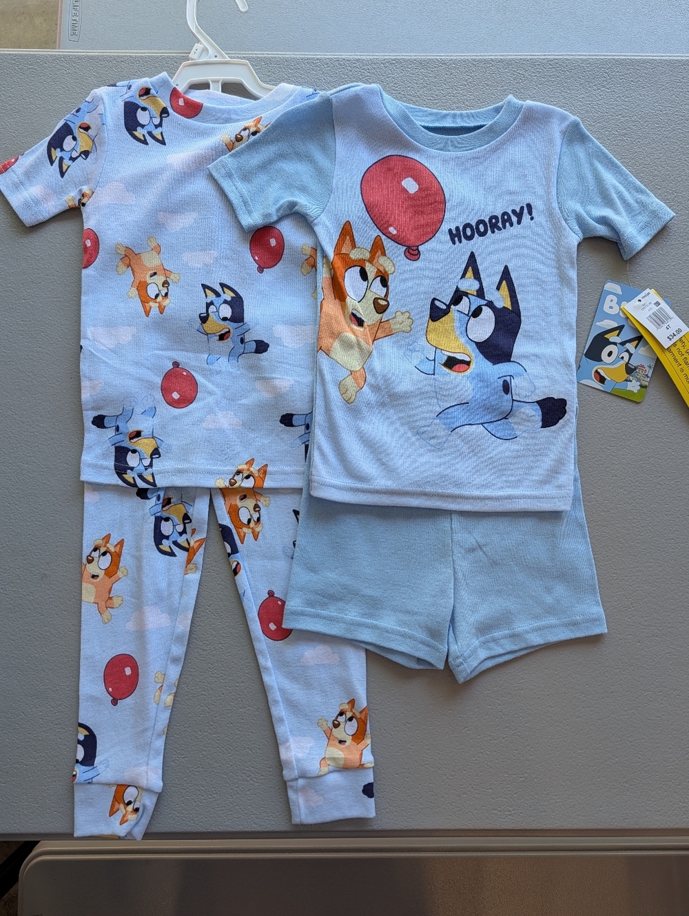 New, 4 Piece Bluey Pajama Set Size 4T